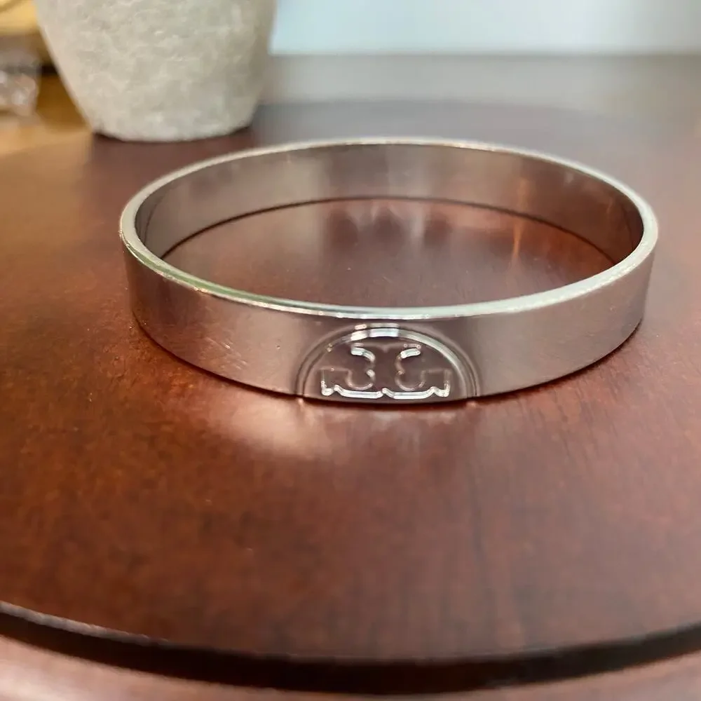 Tory Burch sleek classic